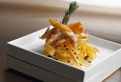 Navajas-en-nido-de-pasta